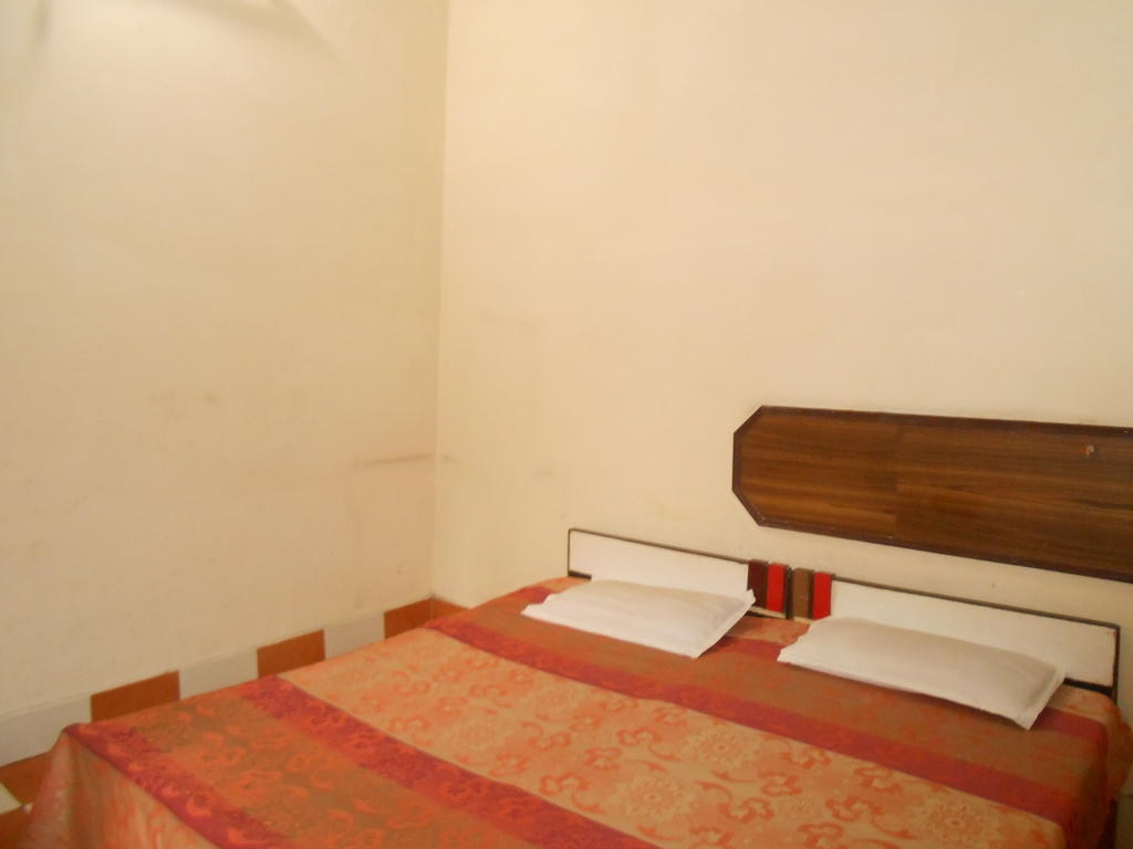 Gaurav Guest House Mathura Chambre photo