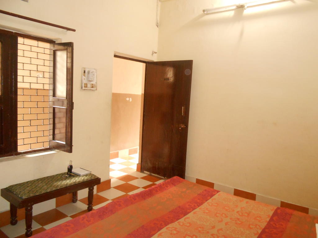 Gaurav Guest House Mathura Chambre photo